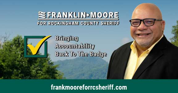 Frank Moore as Police Chief