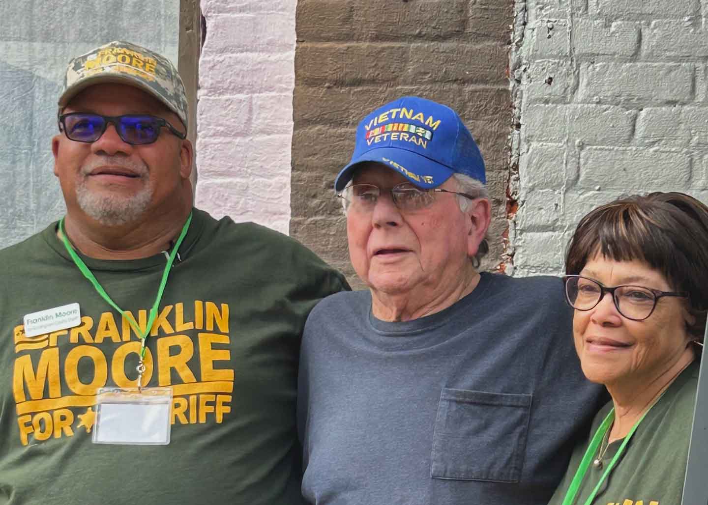 Frank with his mother and a veteran at the festival